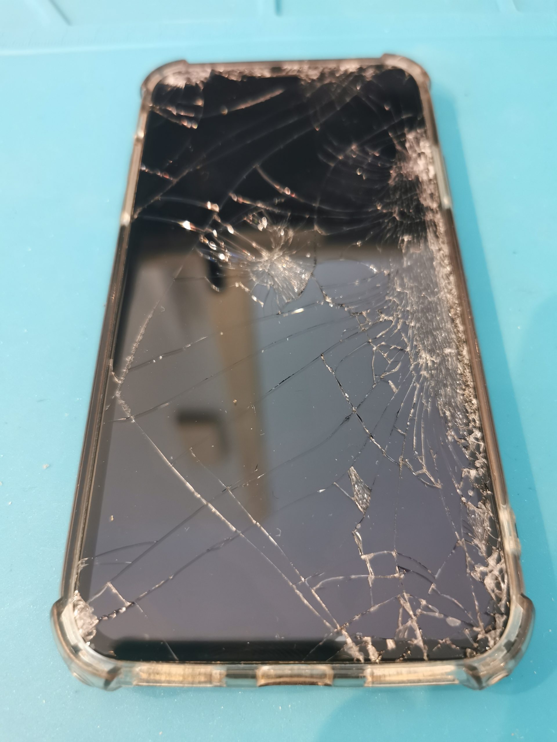 Iphone Display Schaden - Handy-tablet-reparatur.de